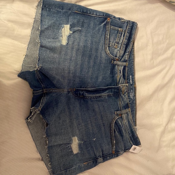 Old navy jean shorts size 16 - Picture 1 of 4